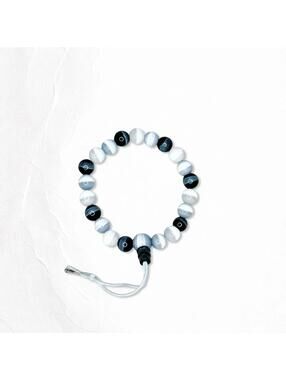 5954gc. Gray Adjustable Cat Eye’s Bracelet